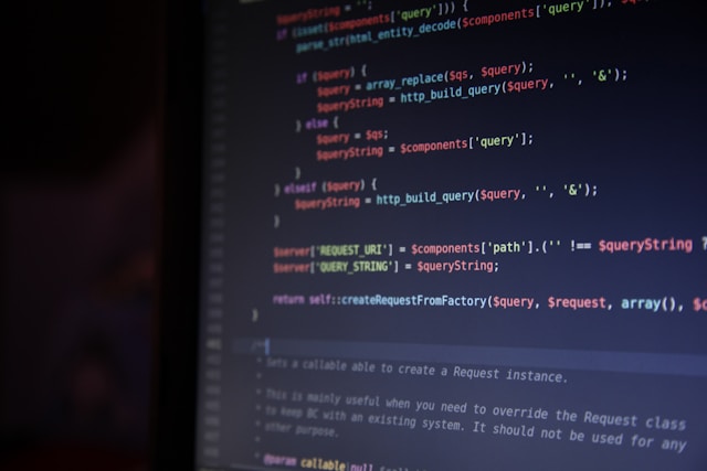 Eski Web Sitenizi Yenileme Maliyeti 2026: Ne Zaman Sıfırdan Tasarım Gerekir?